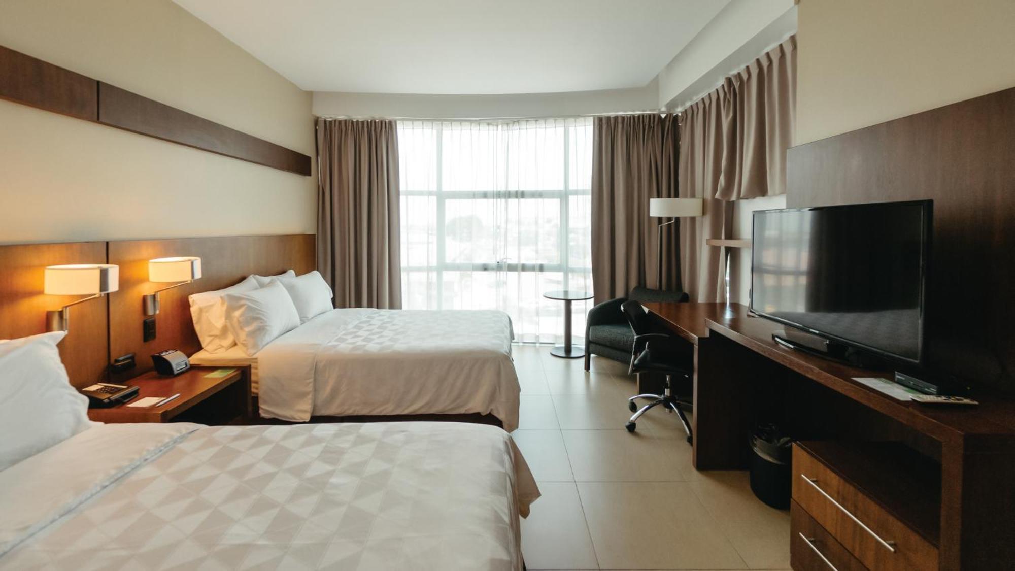 Holiday Inn Guayaquil Airport By Ihg Екстериор снимка A room at the hotel